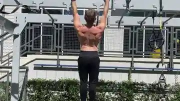 Scapular Pulls - do 3 sets of 10 scapular pulls