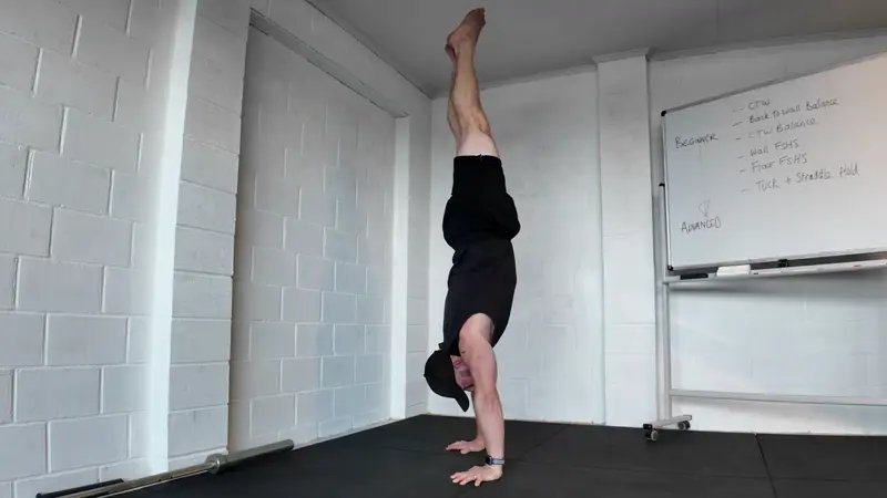 Freestanding Handstand - hold a freestanding handstand for 20 seconds