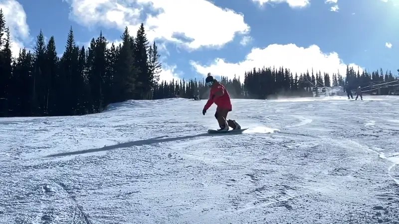 Dolphin Turns - ollie from edge to edge with an ollie