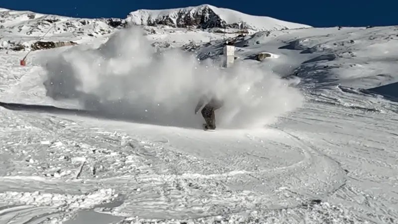 Ninja Vanish - Disappear into a cloud of snow and ride out of it