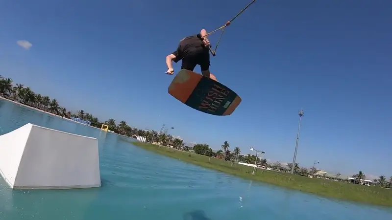 Backside 360 - Do a backside 360