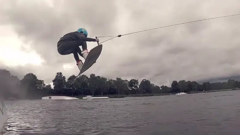 Frontside Shifty - do a frontside shifty