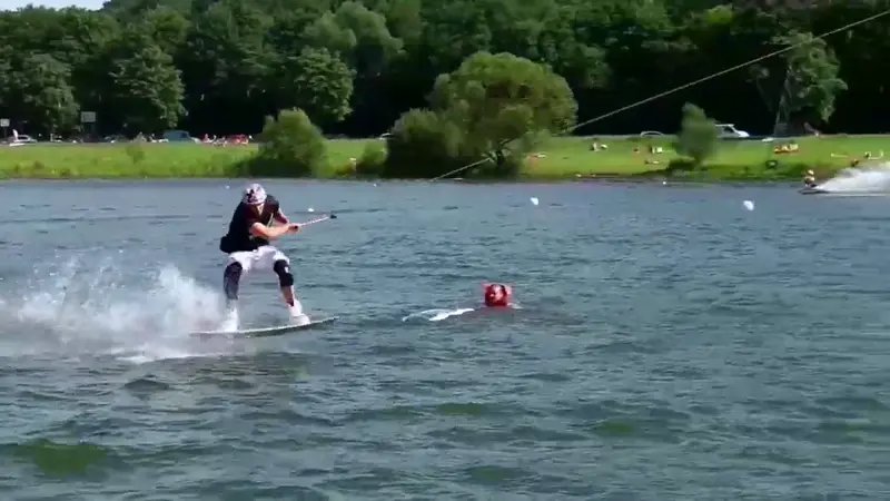 Ollie FS180 - ollie a frontside 180 on flat water