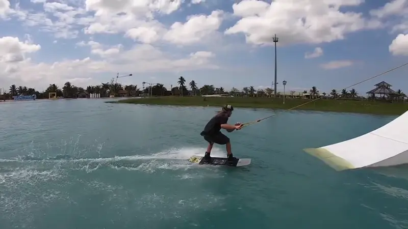 do a rewind toeside BS180